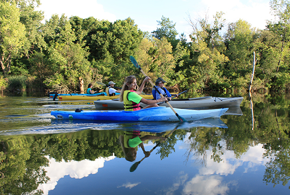 Lyons_KayakingOnTheErieCanal_MarkDeCracker_569.jpg