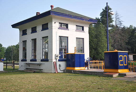 Lock20_PowerHouse_569x384.jpg