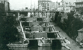 LockportLocks_c1880.jpg